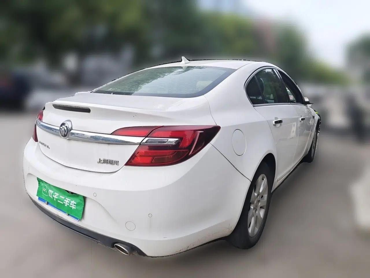 Buick Regal 2014 2.0L Elite Fashion Edition — миниатюра 6