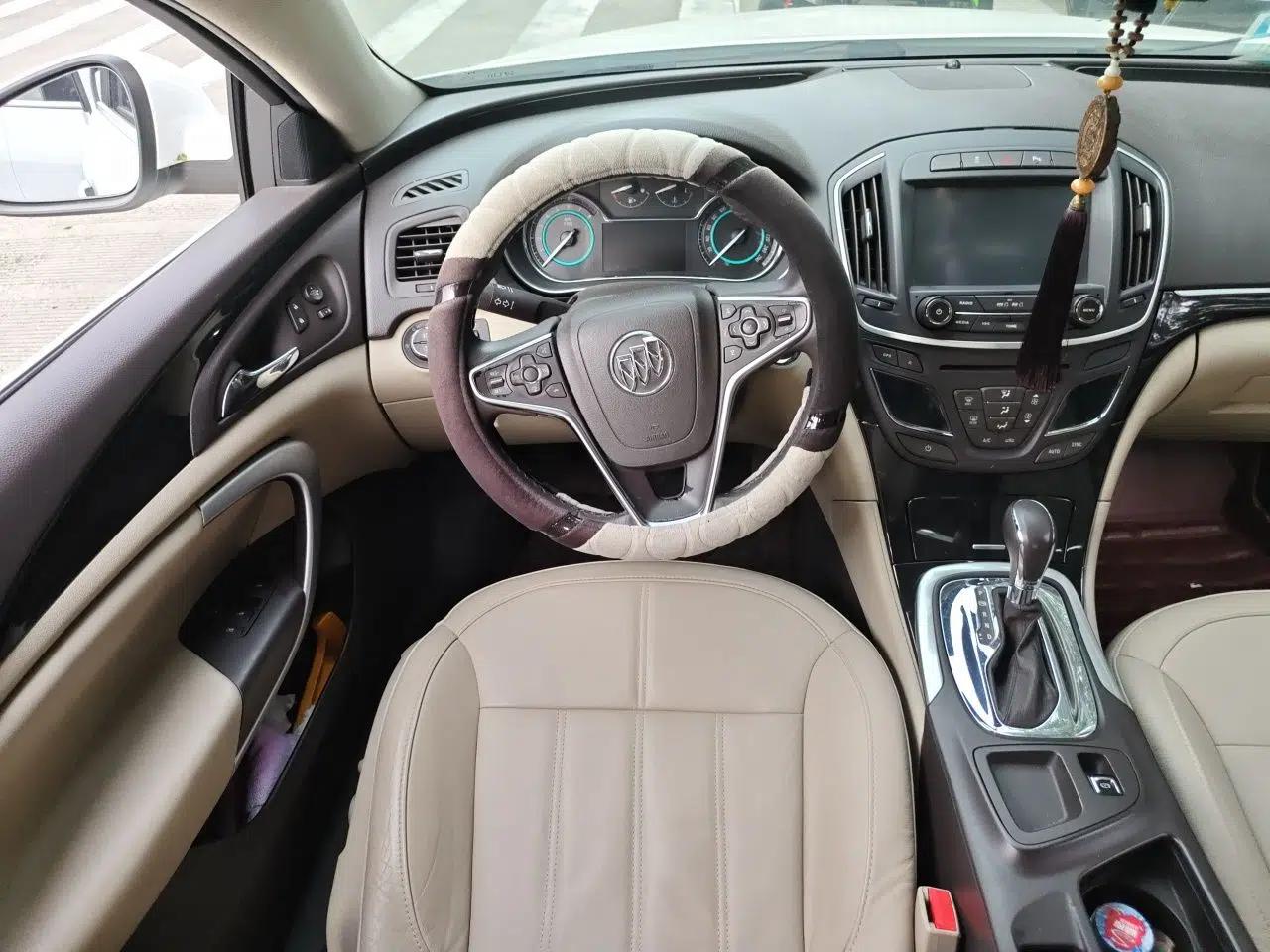 Buick Regal 2014 2.0L Elite Fashion Edition — миниатюра 10
