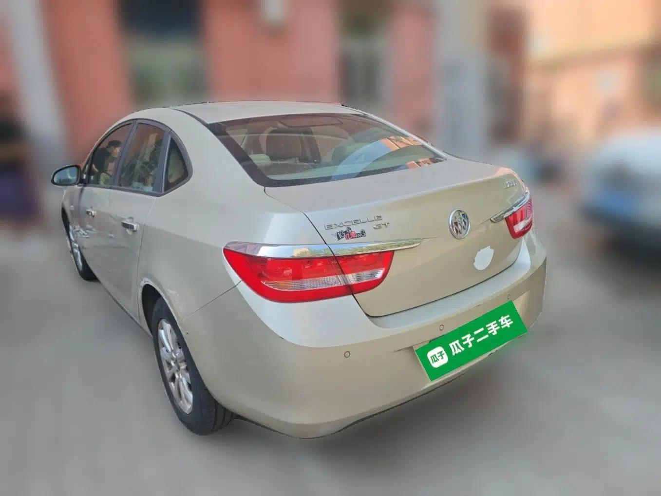 Buick GT 2010 GT 1.6L Manual Entry-Level Model — миниатюра 4
