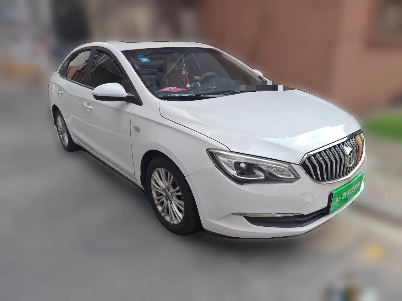 Buick GT 2016 15N Automatic Elite Edition — миниатюра 3