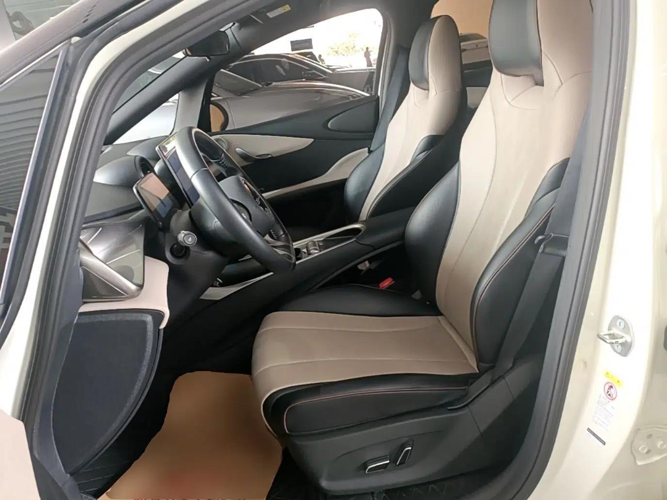 BYD Dolphin 2024 Honor Edition 420km Freedom Version — миниатюра 23