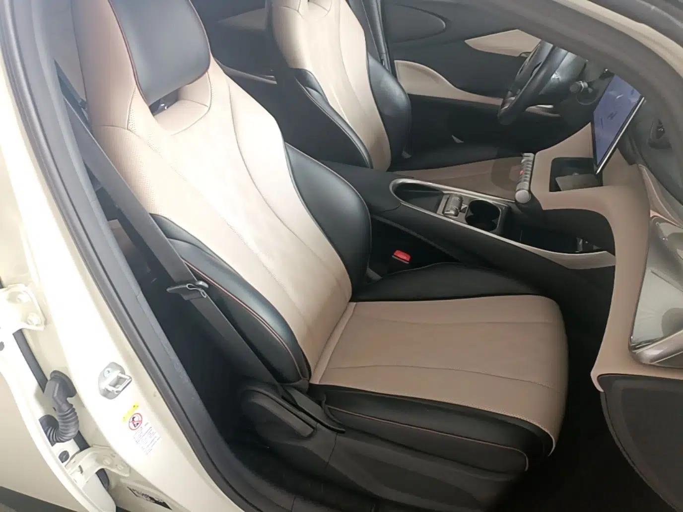 BYD Dolphin 2024 Honor Edition 420km Freedom Version — миниатюра 25