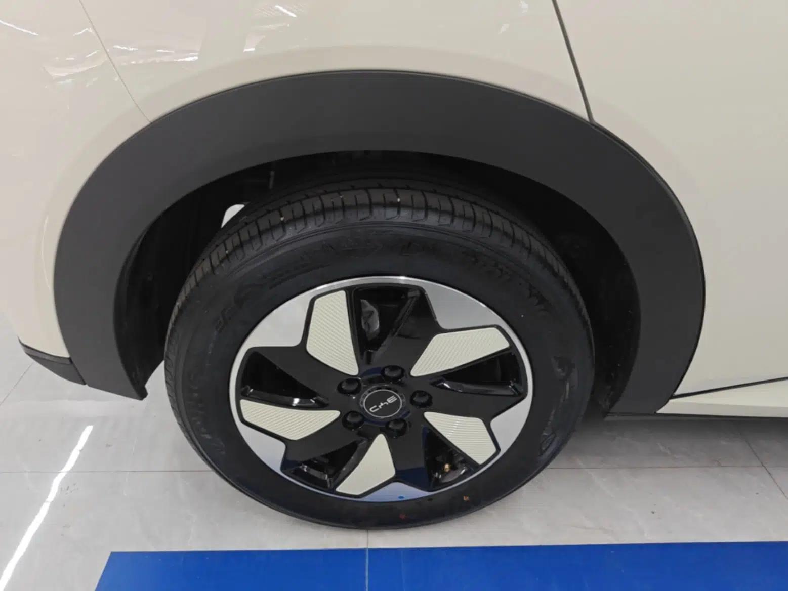BYD Dolphin 2025 420km Free Edition — миниатюра 11