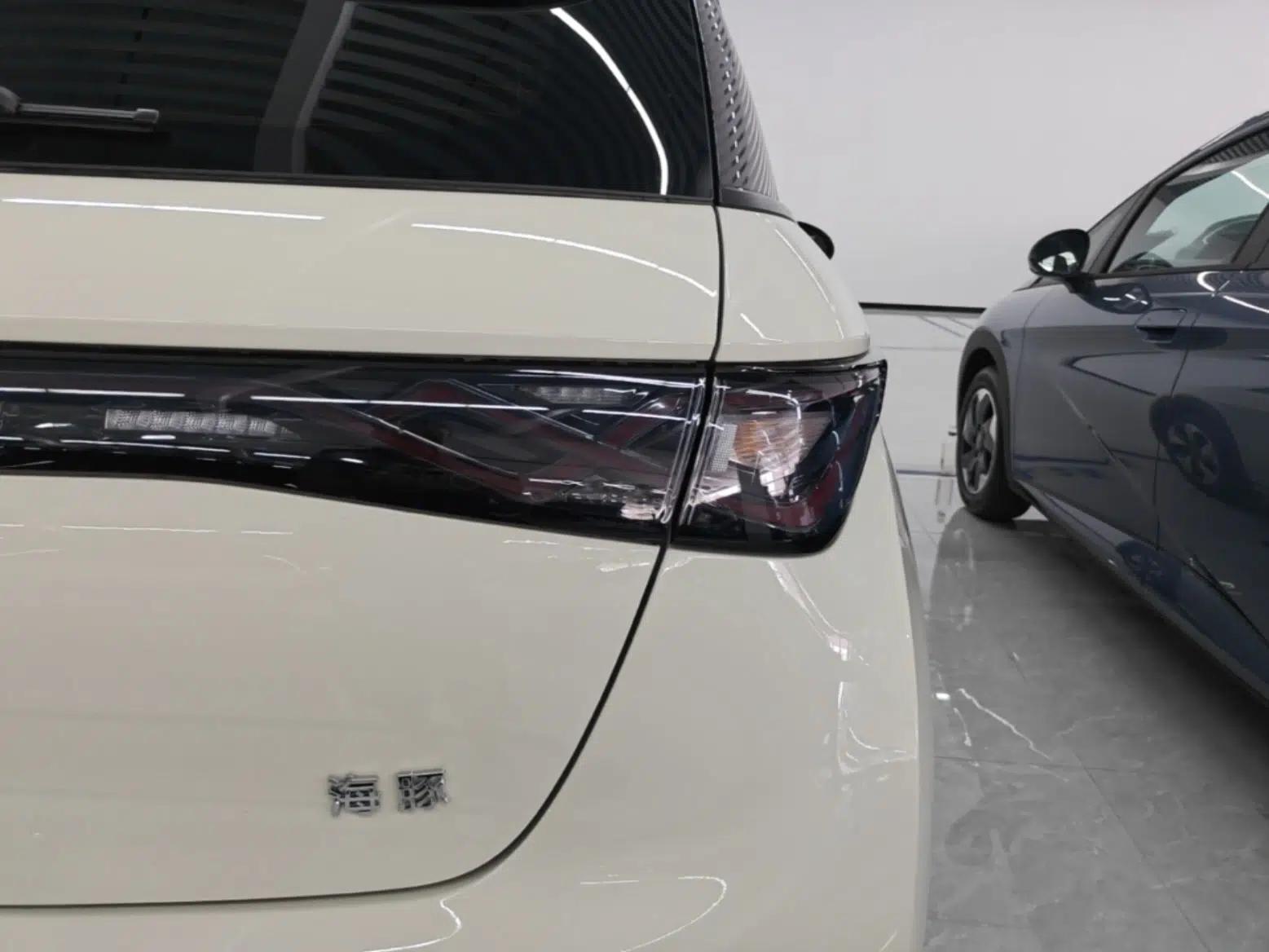 BYD Dolphin 2025 420km Free Edition — миниатюра 9