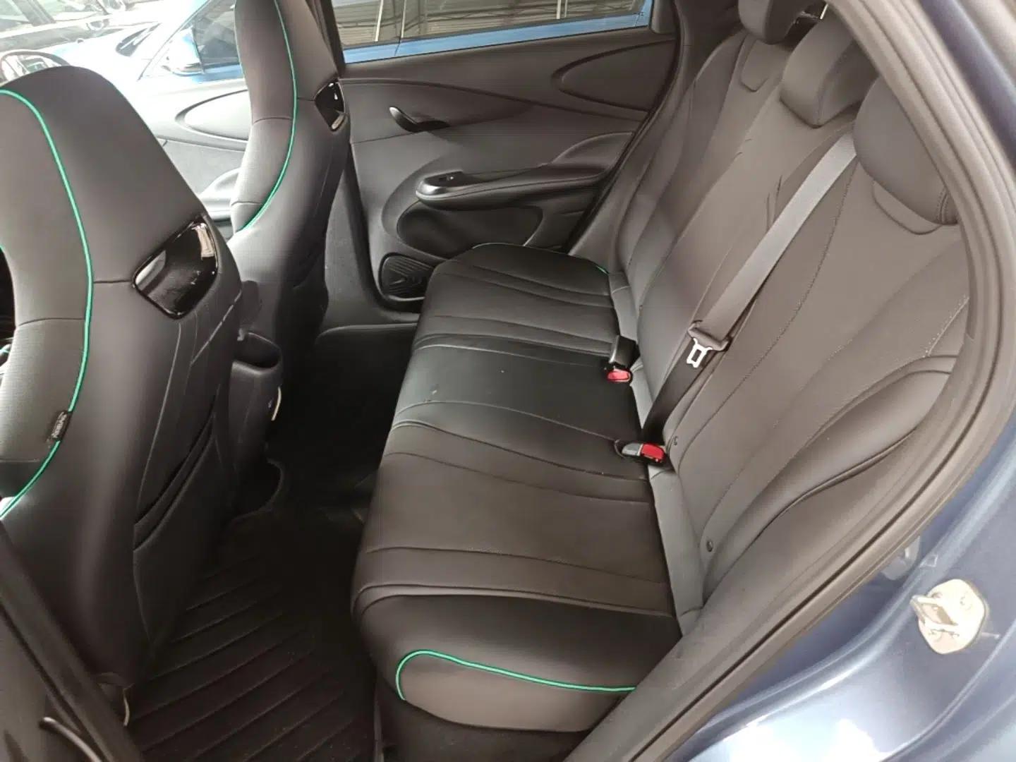 BYD Dolphin 2024 Honor Edition 420km Freedom Version — миниатюра 20
