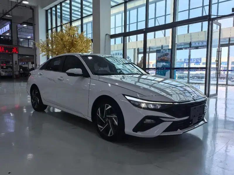Hyundai Elantra 2022 1.5L CVT GLX Elite Edition — миниатюра 3
