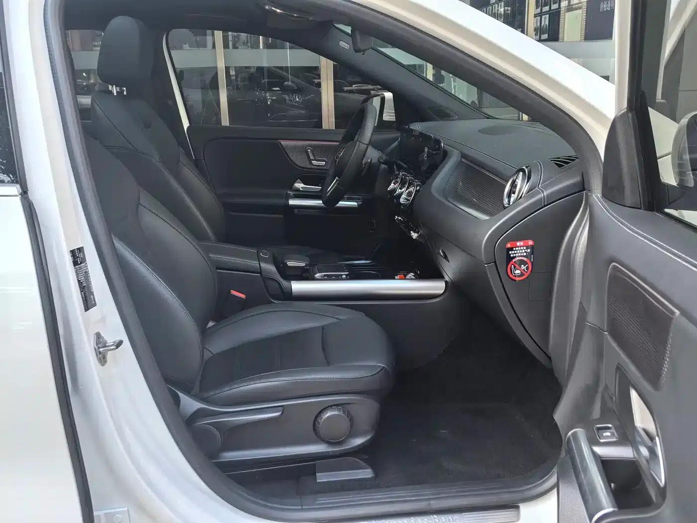 Mercedes-Benz EQA 2023 Model EQA 260 — миниатюра 3