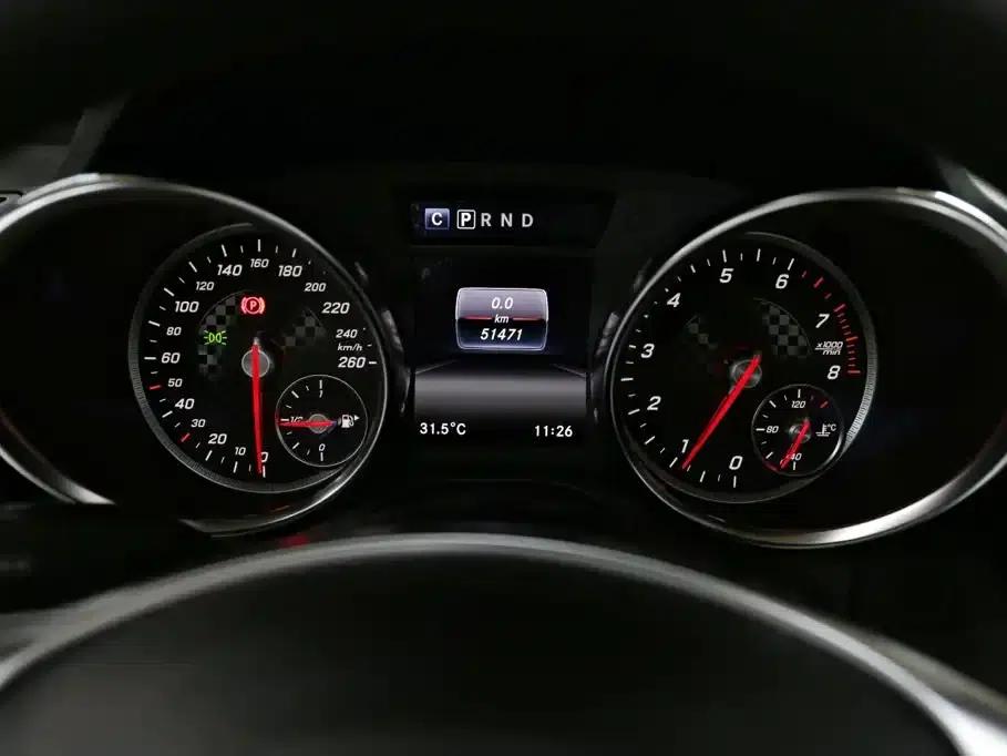 Mercedes-Benz SLC 2019 SLC 260 Jin Yu Collector's Edition — миниатюра 15