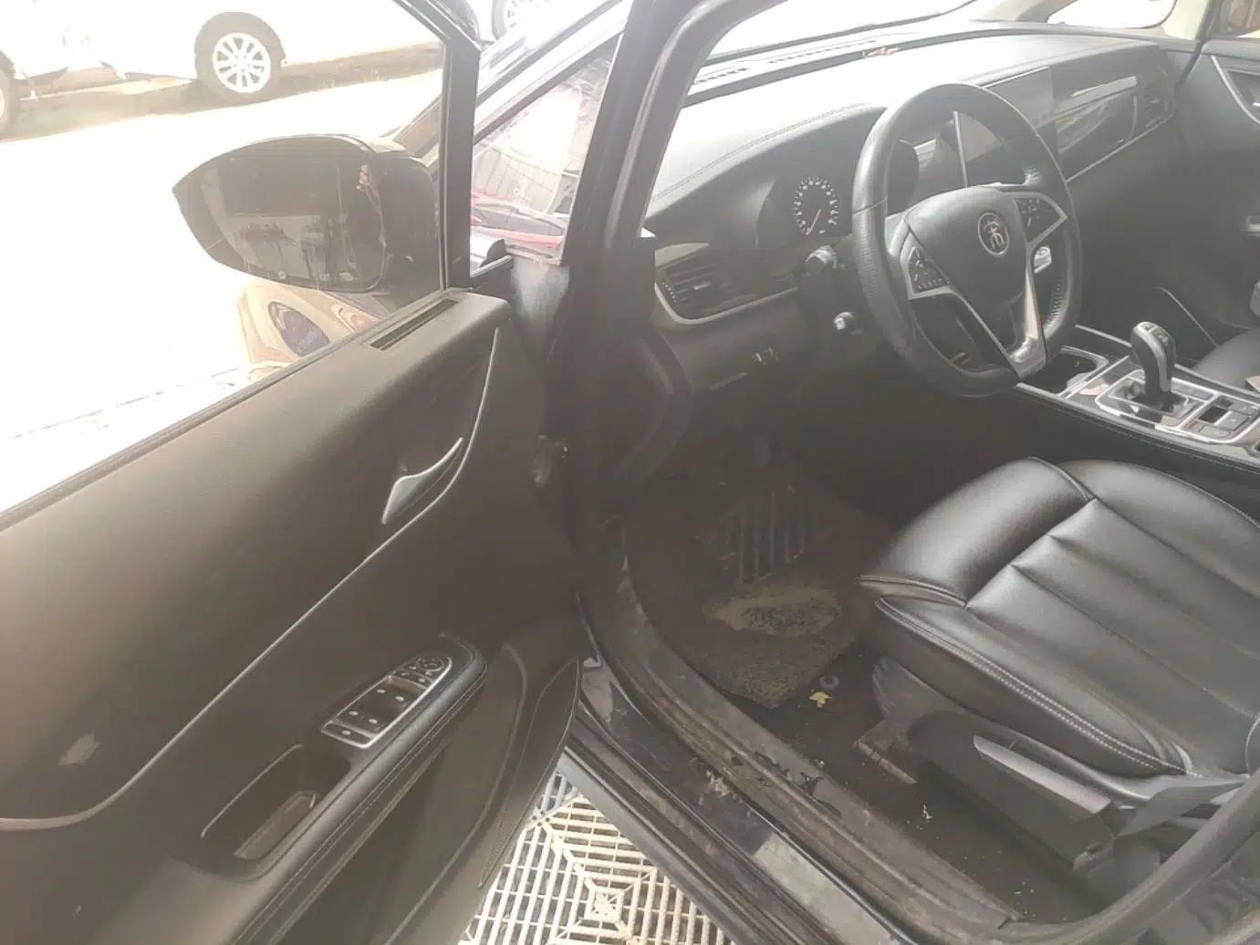 BYD Song MAX 2019 1.5T Automatic Smart Connect Ruiyi Sunroof Model 7 Seats China VI Standard — миниатюра 18