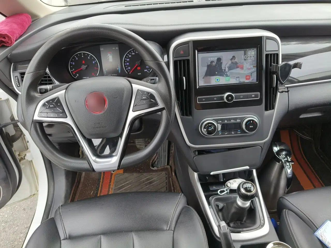 BYD Song MAX 2018 1.5T Manual Smart Connect Luxury 6-Seater — миниатюра 9