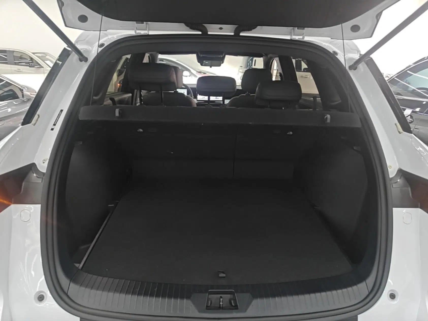 BYD Song Pro New Energy 2025 2nd Generation Intelligent Driving Version DM-i 75KM Leading Edition — миниатюра 22