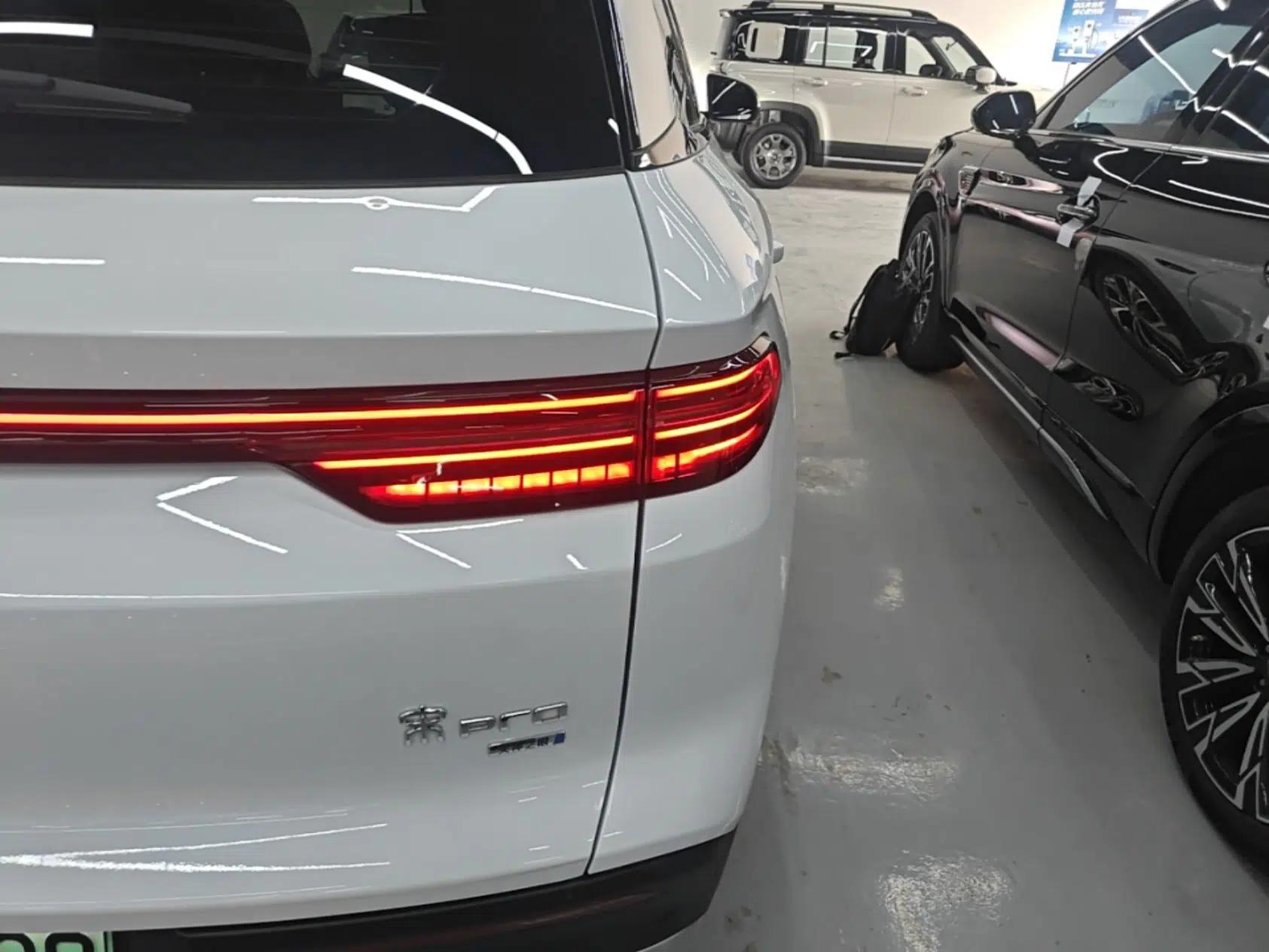 BYD Song Pro New Energy 2025 2nd Generation Intelligent Driving Version DM-i 75KM Leading Edition — миниатюра 9