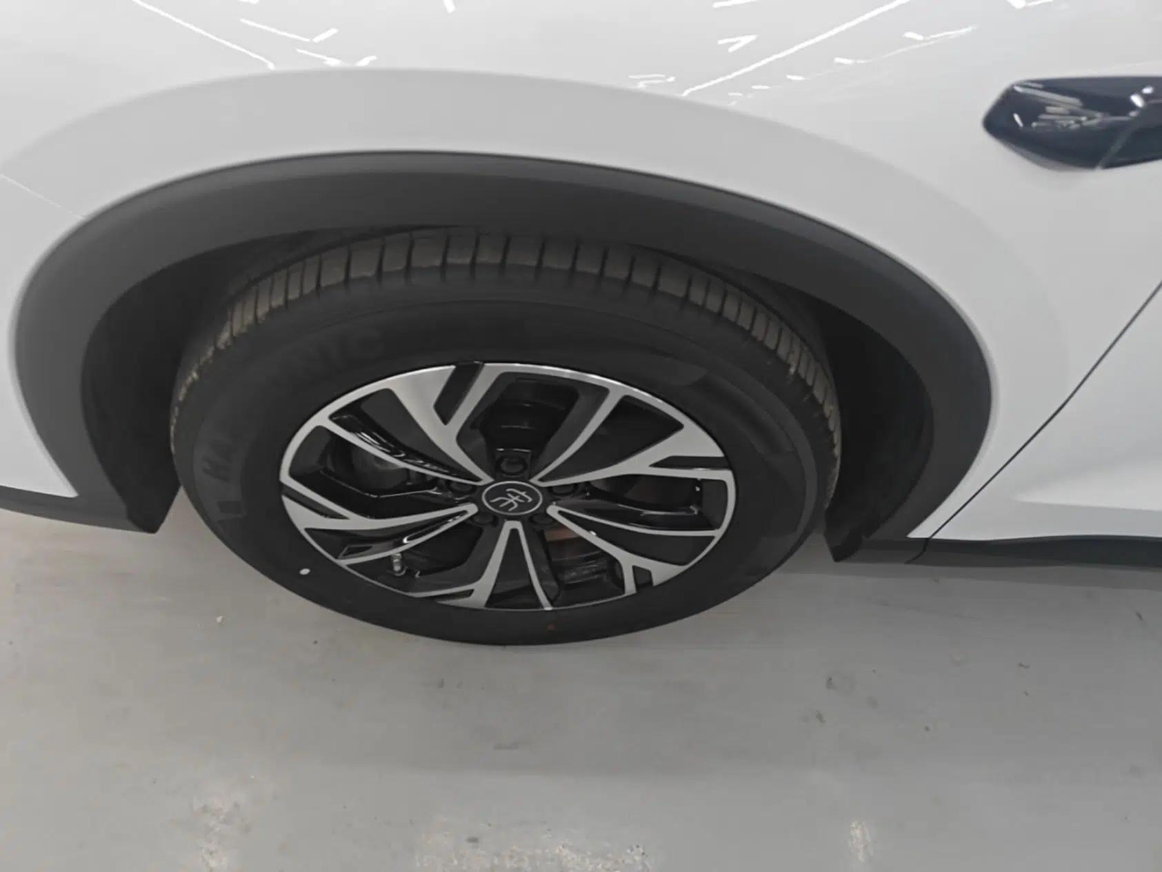 BYD Song Pro New Energy 2025 2nd Generation Intelligent Driving Version DM-i 75KM Leading Edition — миниатюра 10