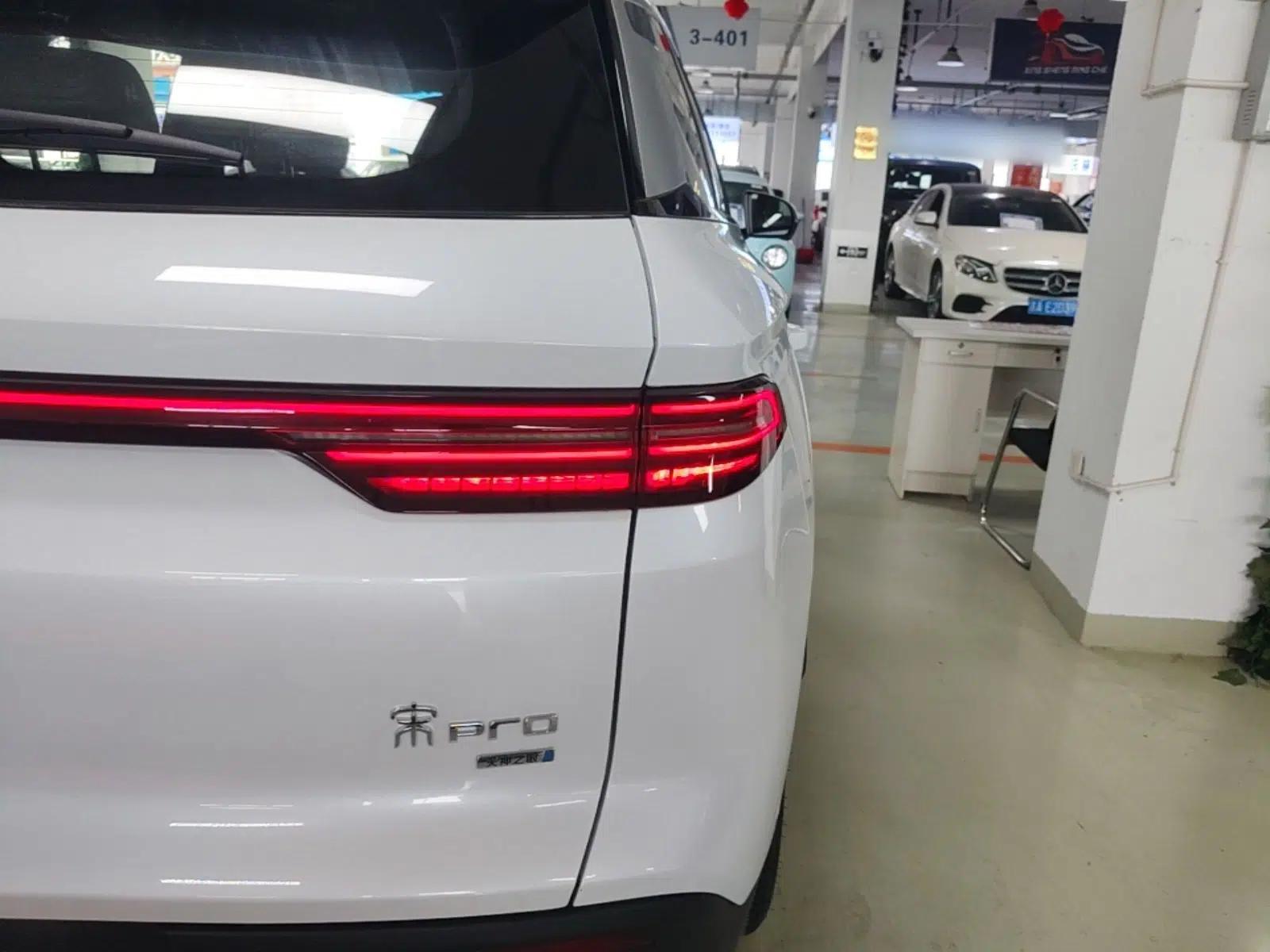 BYD Song Pro New Energy 2026 Model DM-i 220KM Beyond Version — миниатюра 9