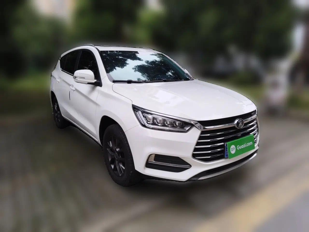 BYD Song 2021 Classic Edition 1.5T Manual Luxury Model — миниатюра 3