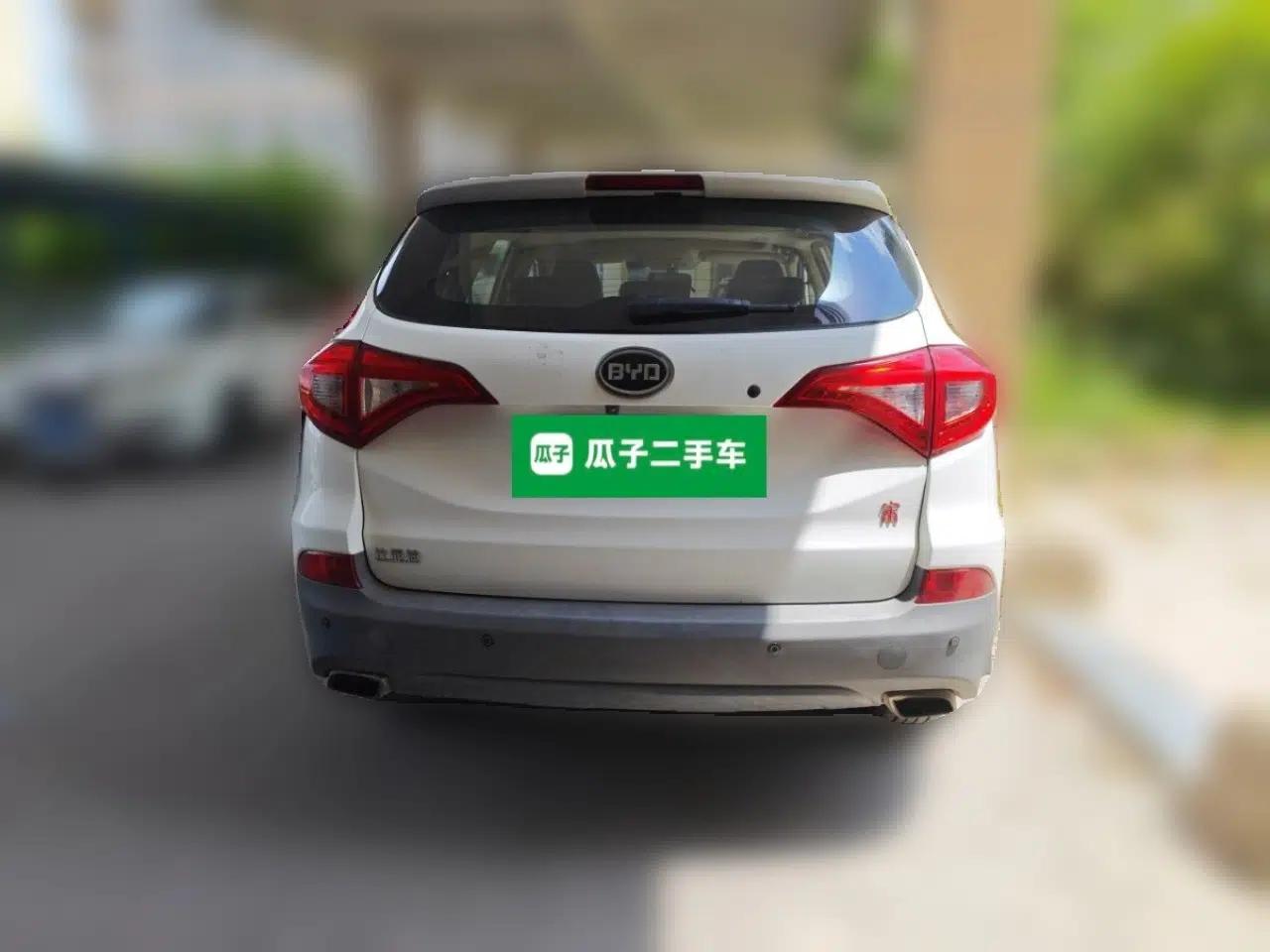 BYD Song 2016 GaiShi Edition 1.5TI Manual Elite Model — миниатюра 5