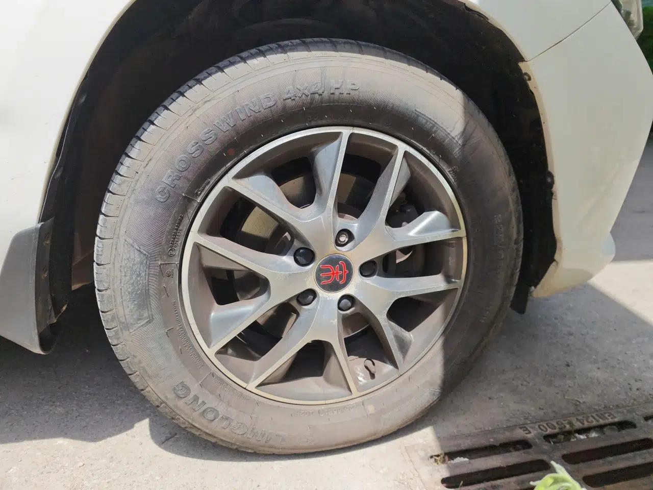 BYD Song 2016 GaiShi Edition 1.5TI Manual Elite Model — миниатюра 8
