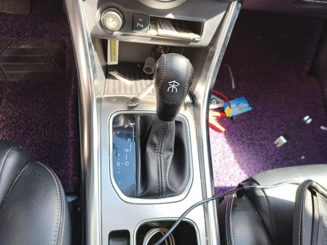 BYD Song 2016 Gaishi Edition 1.5TID Automatic Luxury Model — миниатюра 14