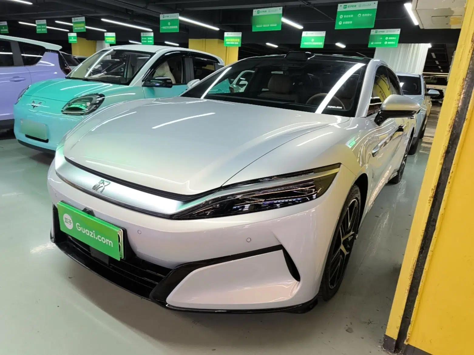 BYD Han L 2025 EV Four-Wheel Drive LiDAR Flagship Model — миниатюра 1
