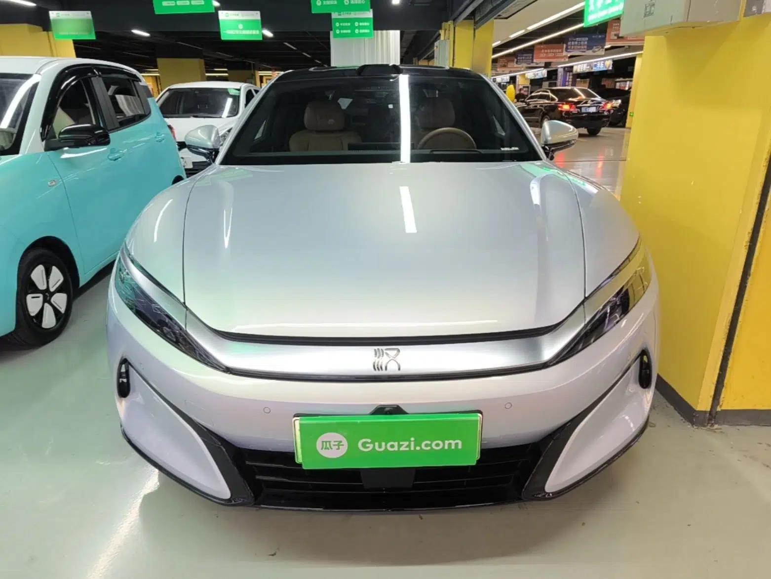 BYD Han L 2025 EV Four-Wheel Drive LiDAR Flagship Model — миниатюра 2