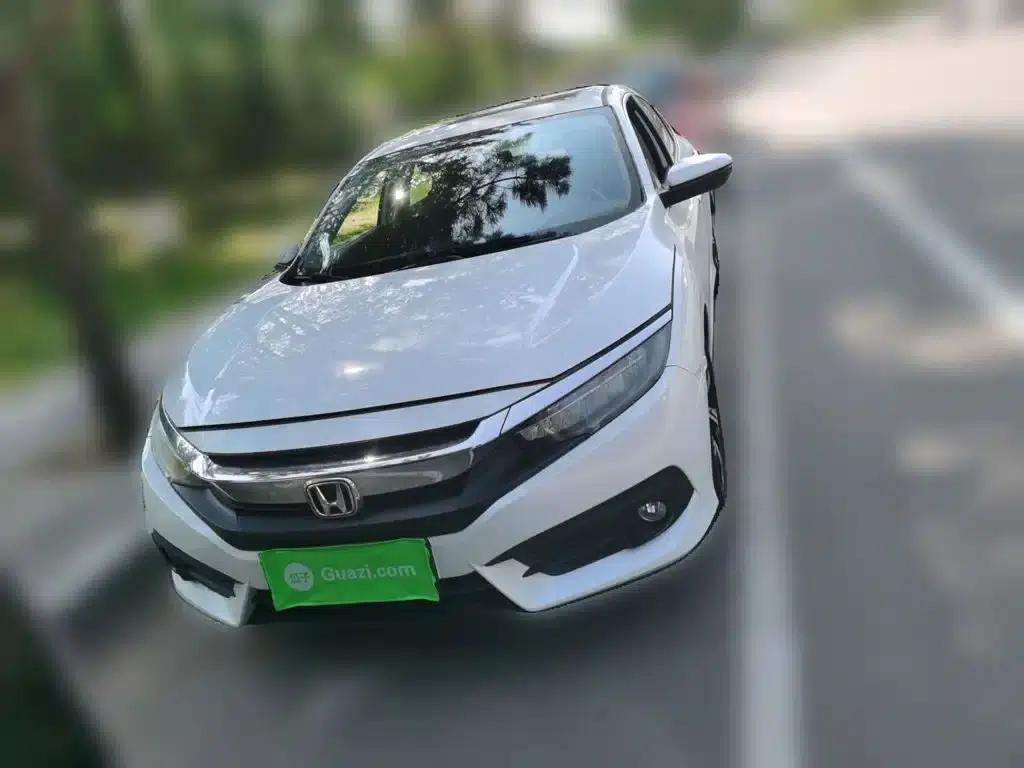 2016 Civic 220TURBO CVT Premium Edition — миниатюра 3