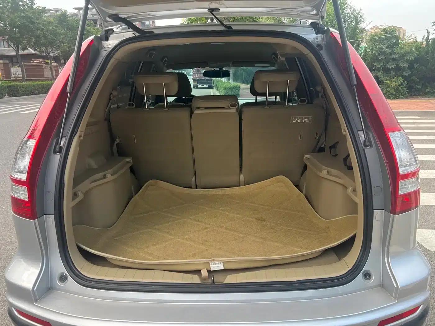 Honda CR-V 2010 2.0L Automatic 2WD Urban Edition — миниатюра 12