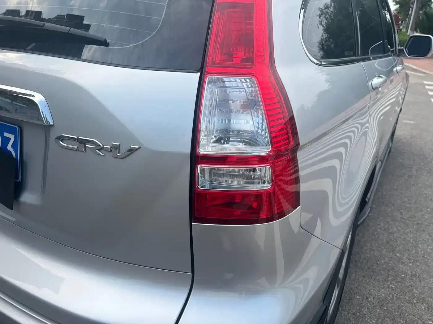 Honda CR-V 2010 2.0L Automatic 2WD Urban Edition — миниатюра 13