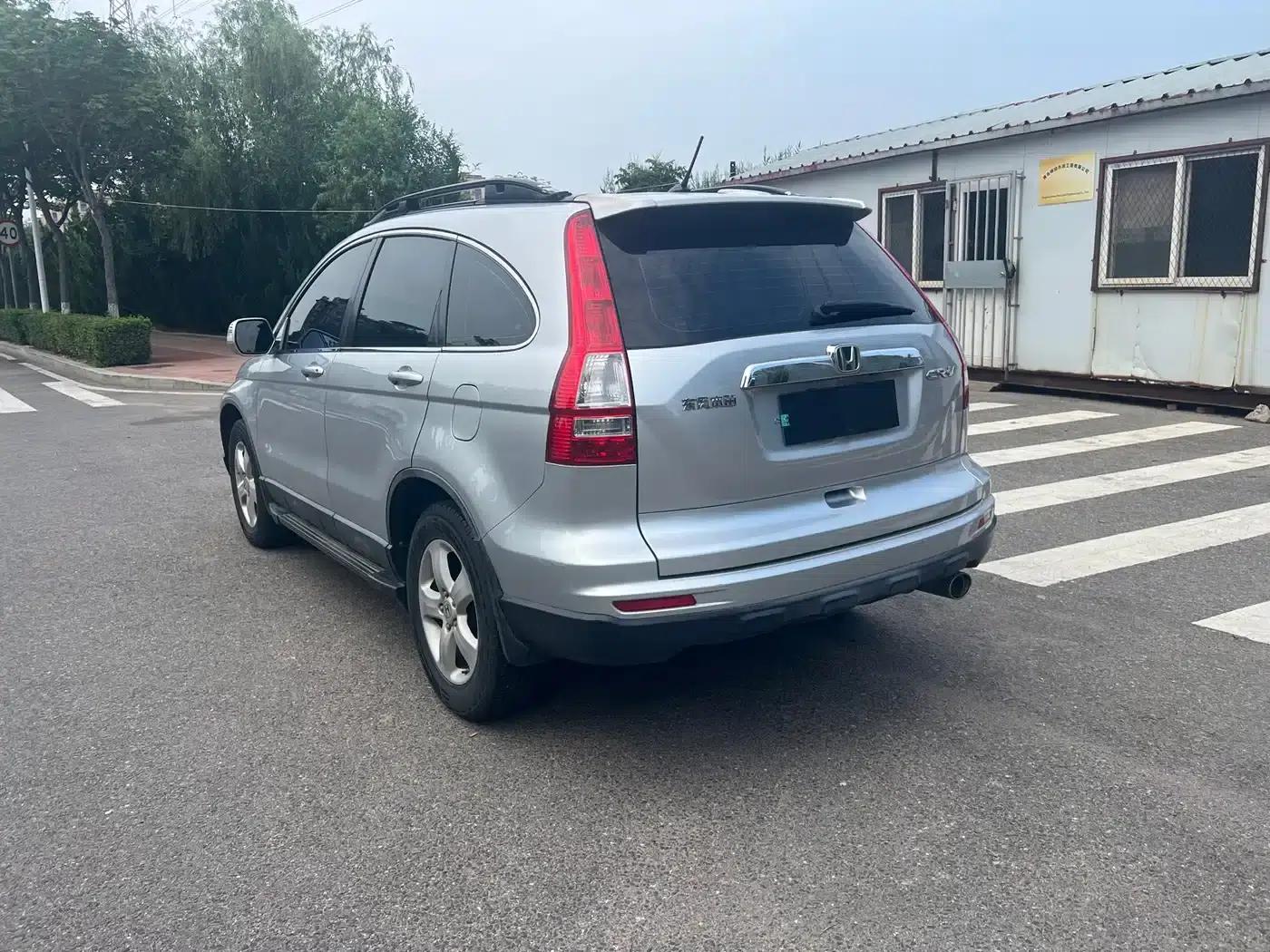 Honda CR-V 2010 2.0L Automatic 2WD Urban Edition — миниатюра 5