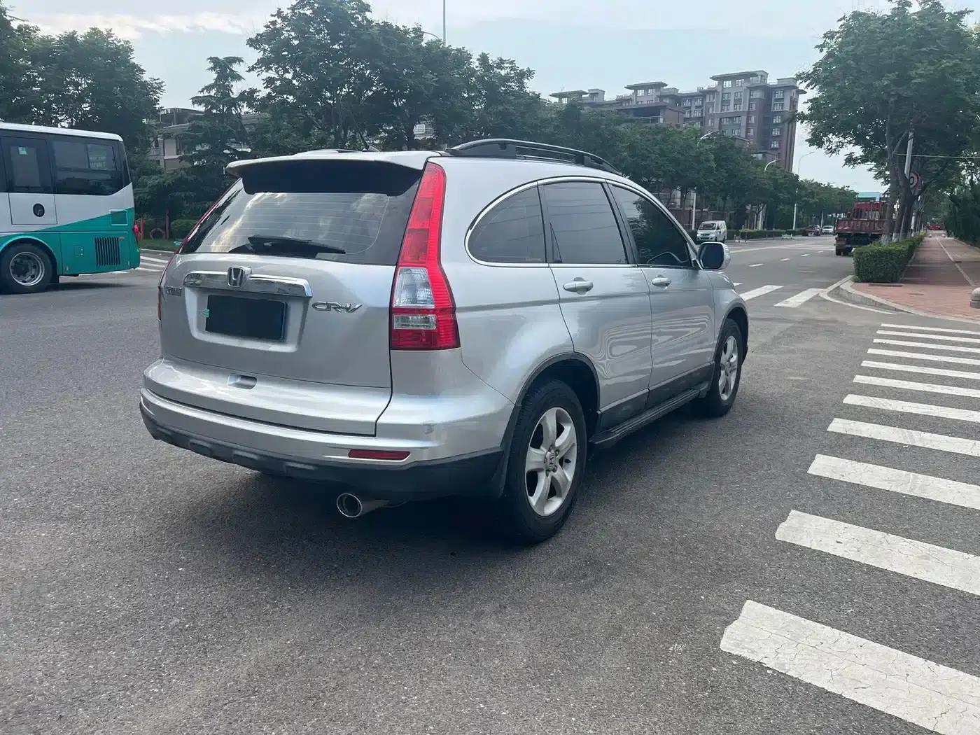 Honda CR-V 2010 2.0L Automatic 2WD Urban Edition — миниатюра 6