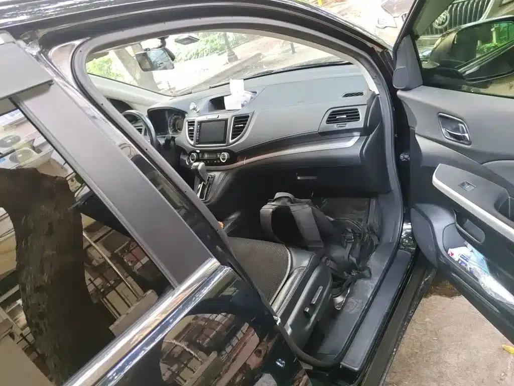 Honda CR-V 2015 2.4L 2WD Luxury Edition — миниатюра 20