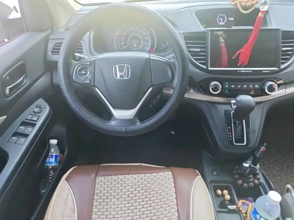 Honda CR-V 2015 2.0L 2WD Fashion Edition — миниатюра 3