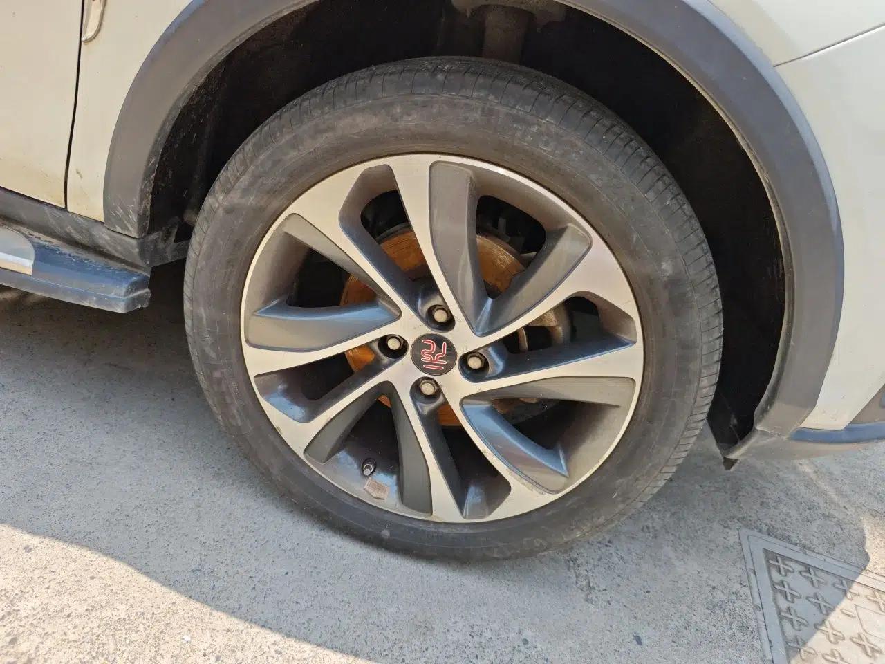 BYD Yuan 2016 1.5L Manual Luxury Version — миниатюра 8