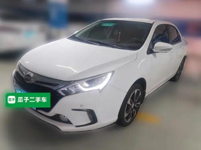 BYD Qin New Energy 2015 1.5T Dual-Crown Flagship Edition