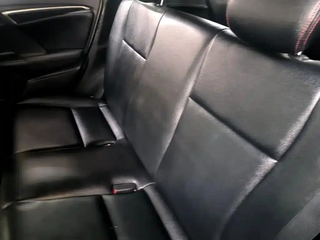 Honda Fit 2018 1.5L CVT Sport Edition — миниатюра 17