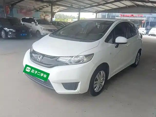 Honda Fit 2016 1.5L LXS CVT Comfort Sunroof Edition
