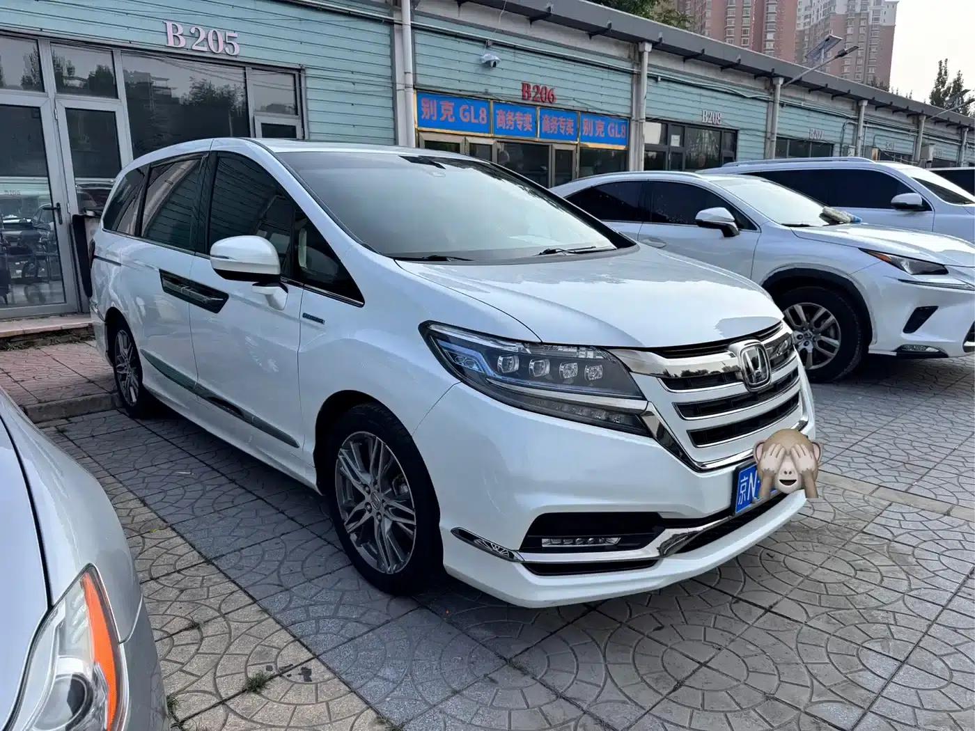 Elysion 2019 2.0L Hybrid Luxury Edition — миниатюра 3