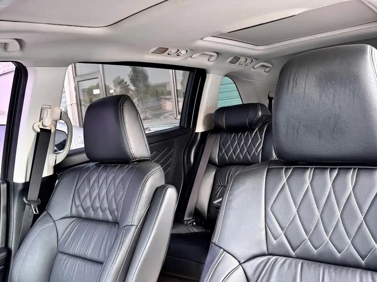 Elysion 2019 2.0L Hybrid Luxury Edition — миниатюра 7