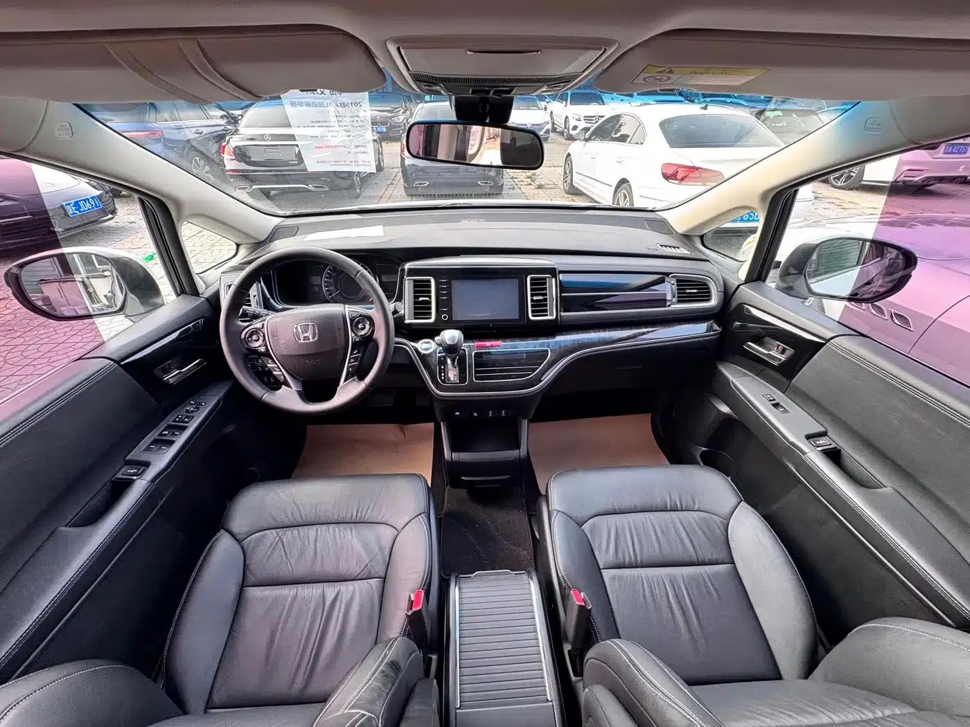 Elysion 2019 2.0L Hybrid Luxury Edition — миниатюра 9