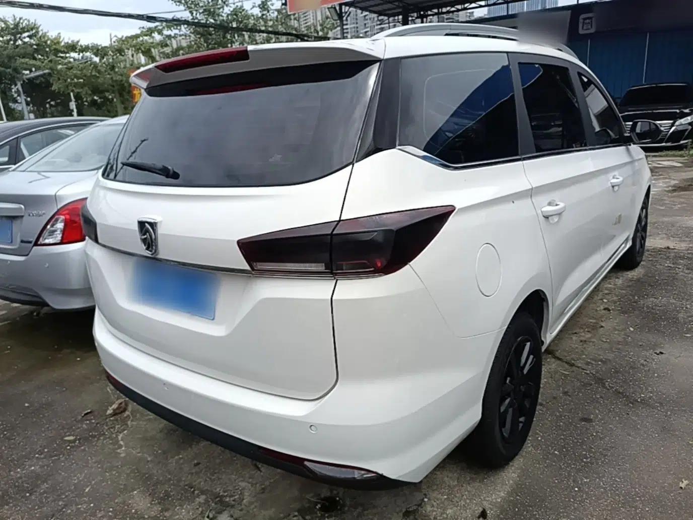 Baojun 360 2019 1.5L CVT Elite Version China VI — миниатюра 6