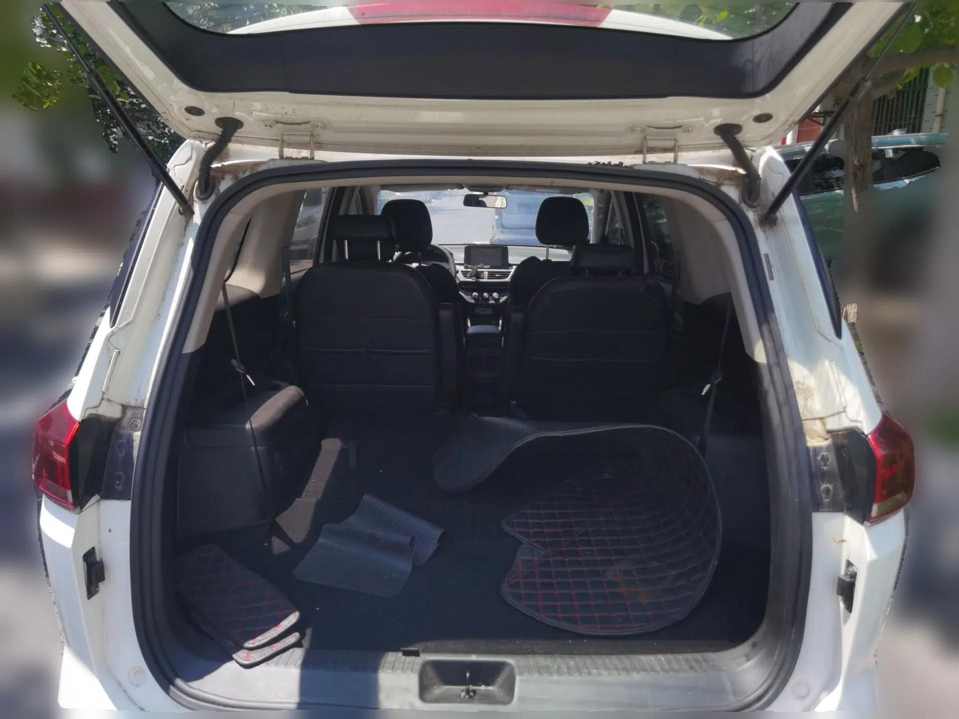 Baojun 360 2019 1.5L Automatic Elite Version China VI — миниатюра 19