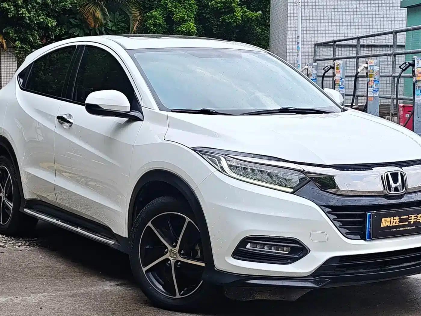 Vezel 2020 1.5L CVT Luxury Edition — миниатюра 4