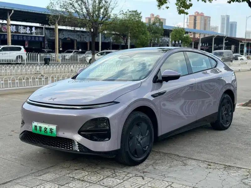 XPeng G6 2025 Pure Electric 625 Long Range Max Technology Edition — миниатюра 1