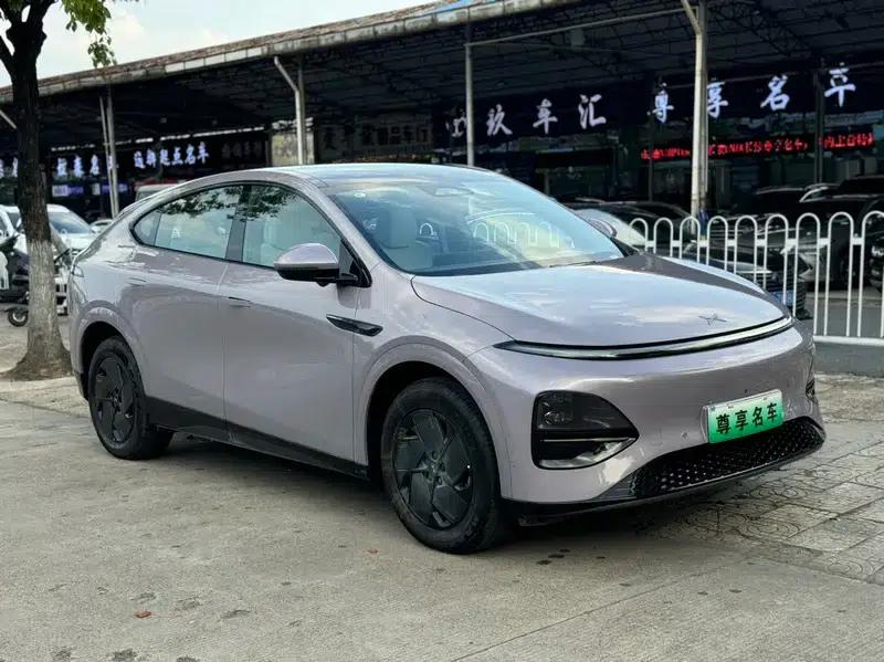 XPeng G6 2025 Pure Electric 625 Long Range Max Technology Edition — миниатюра 3