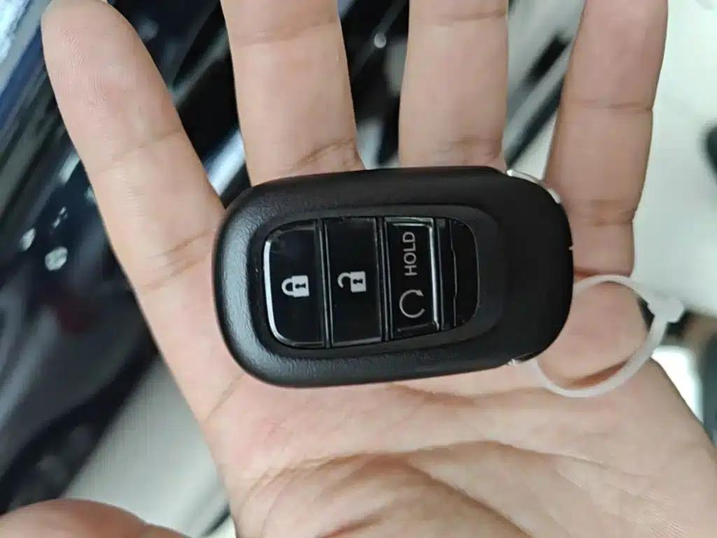 2023 Honda CR-V 240TURBO 2WD Luxury Edition 5-seater — миниатюра 9