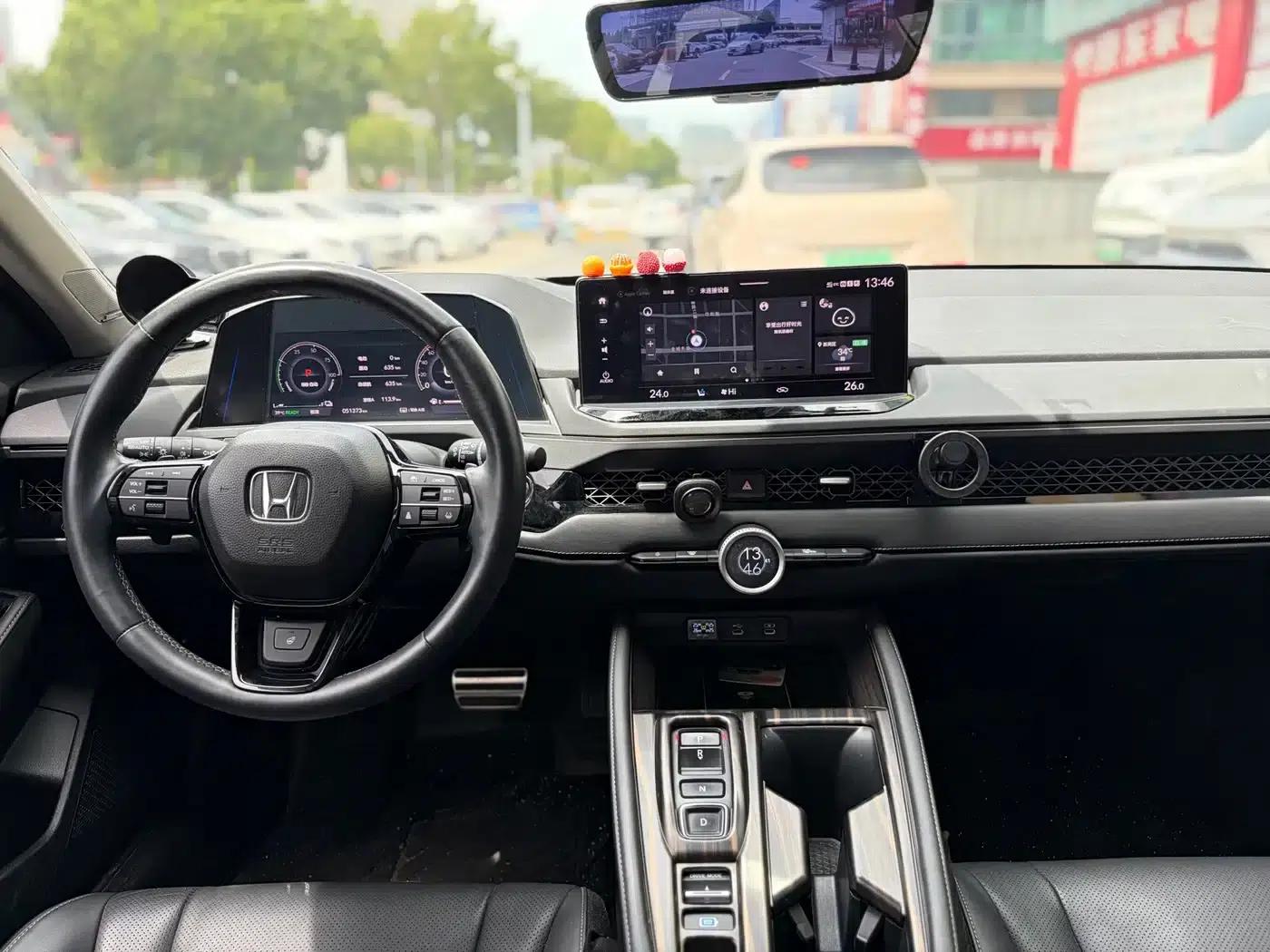 Accord PHEV 2023 2.0L e:PHEV Luxury Edition — миниатюра 9