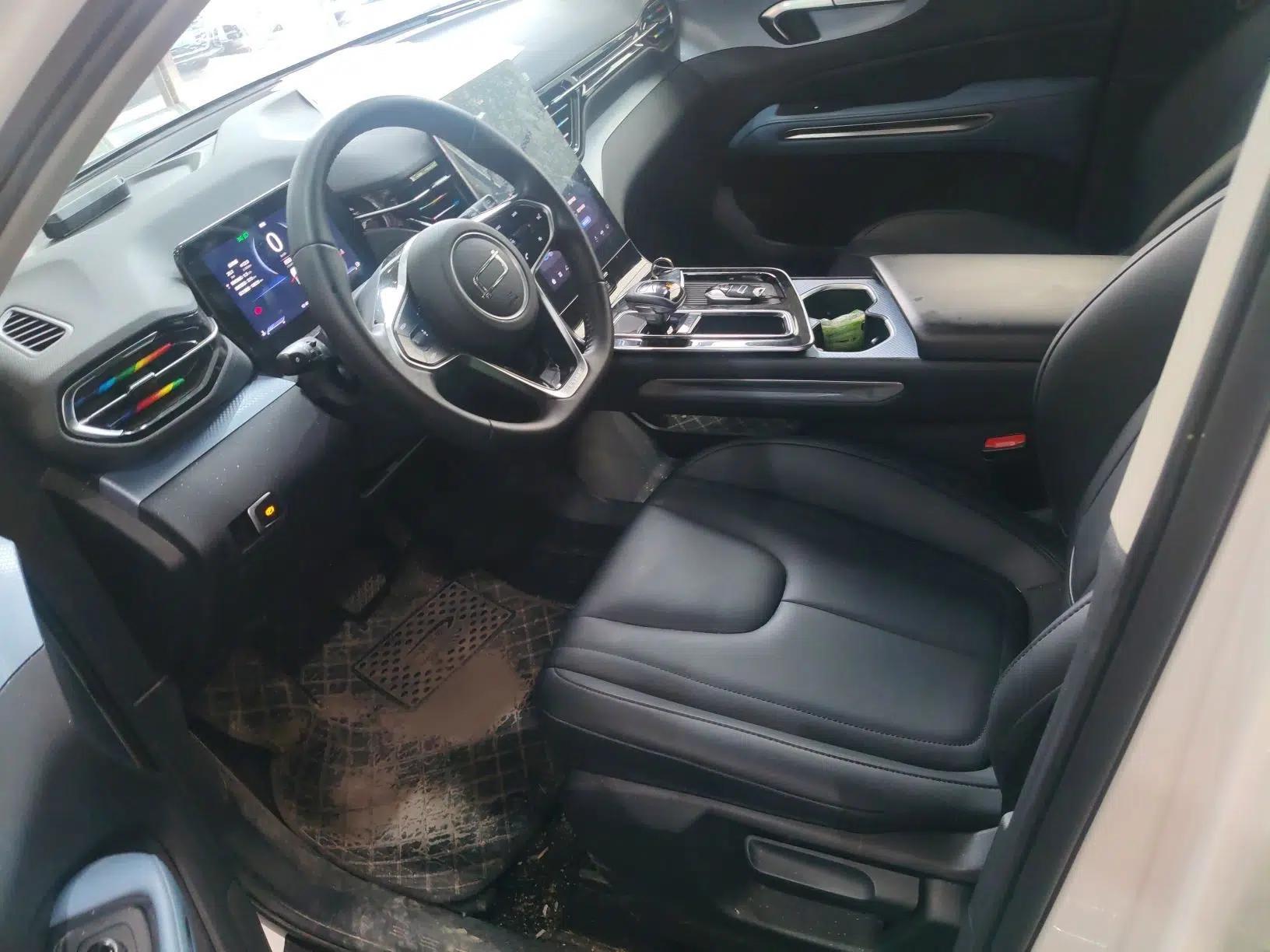 Bestune T90 2023 1.5T DCT Automatic Comfort Edition — миниатюра 17