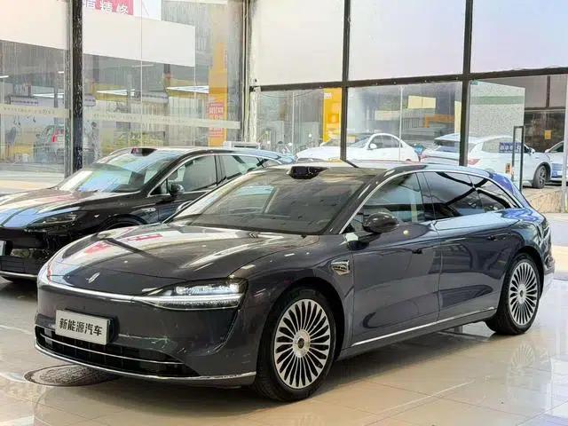 Enjoy S9T 2025 Model, Extended Range Ultra, Rear-Wheel Drive, 53kWh (192-line LiDAR)