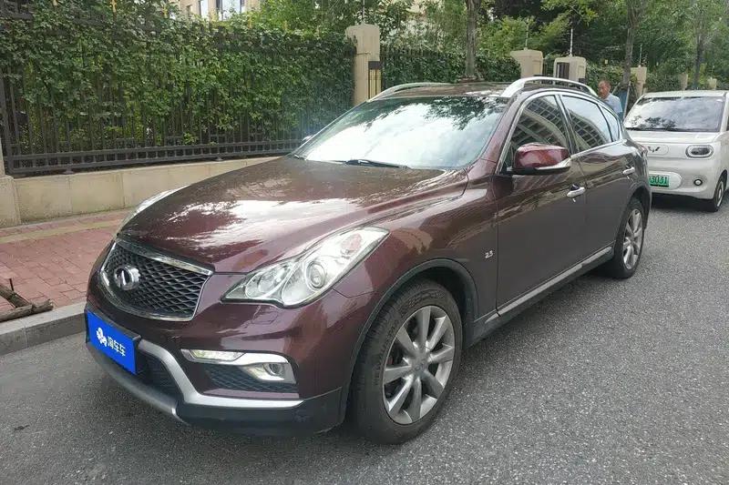 Infiniti QX50 2015 2.5L Enjoy Edition — миниатюра 1