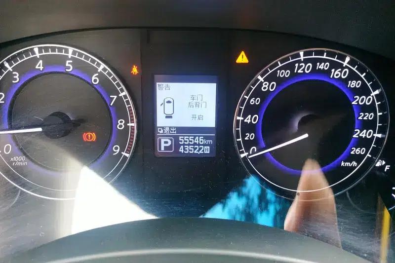 Infiniti QX50 2015 2.5L Enjoy Edition — миниатюра 15
