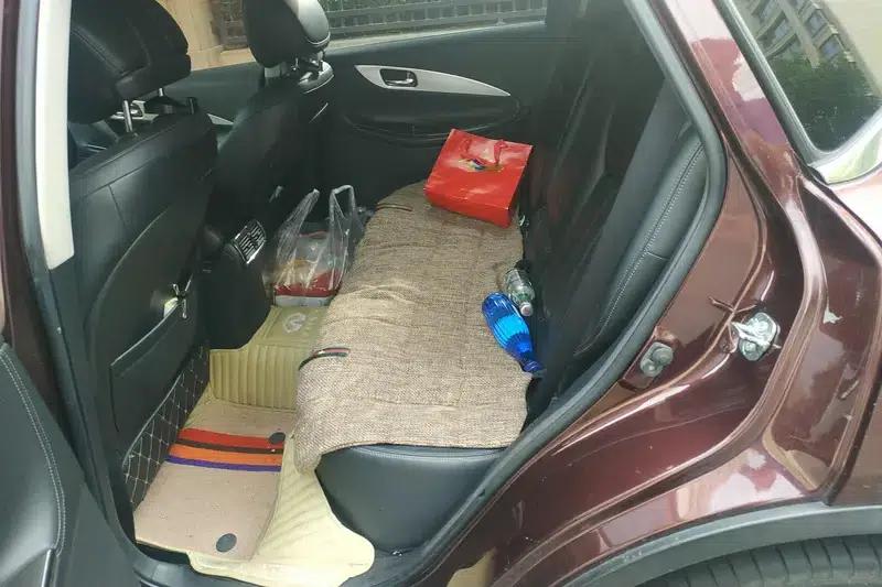 Infiniti QX50 2015 2.5L Enjoy Edition — миниатюра 17